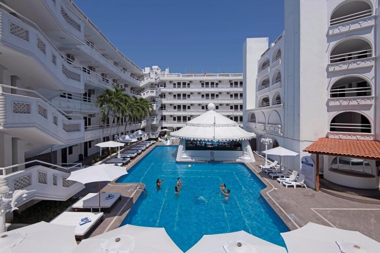 מנסניו Hotel Fiesta Mexicana מראה חיצוני תמונה
