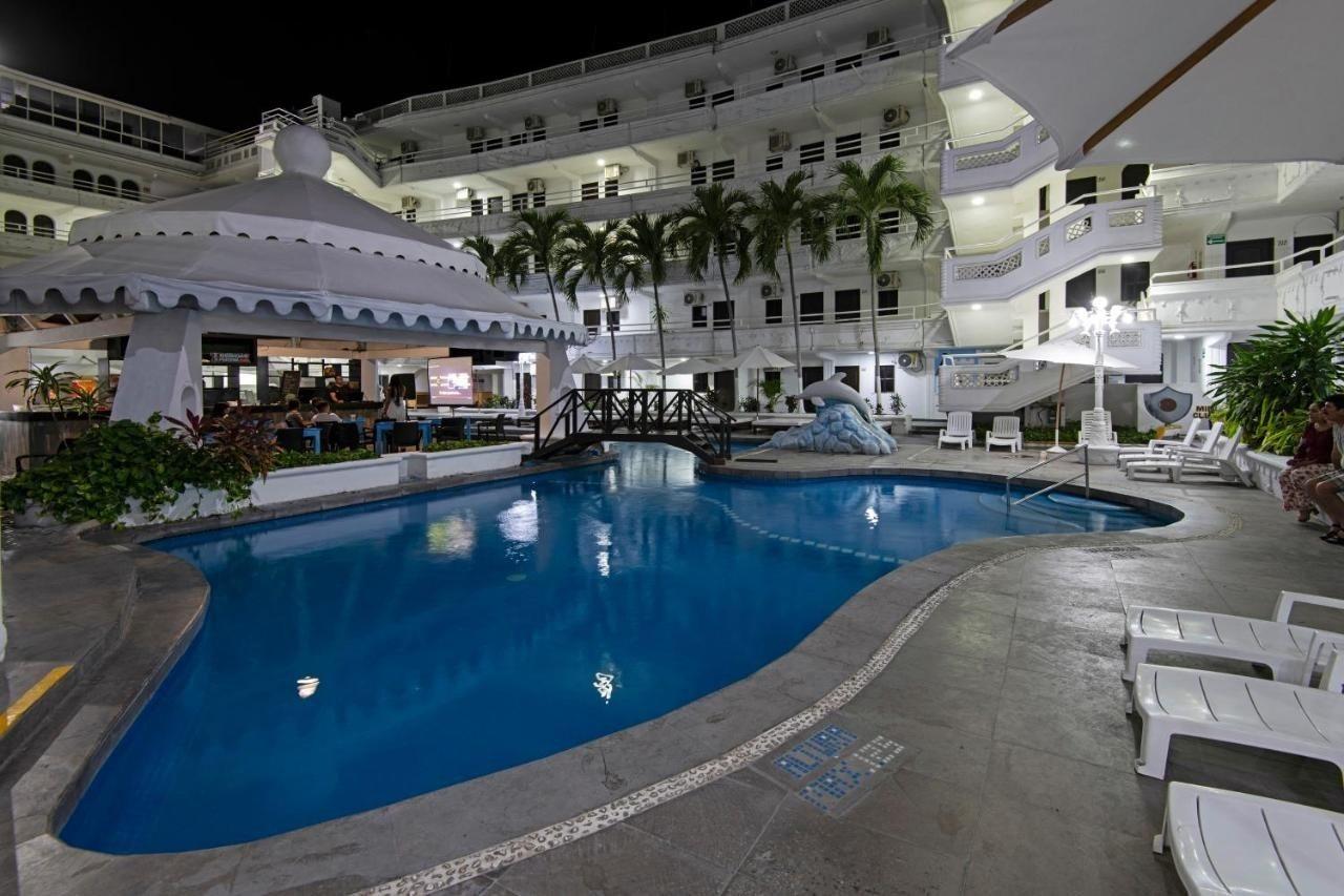 מנסניו Hotel Fiesta Mexicana מראה חיצוני תמונה